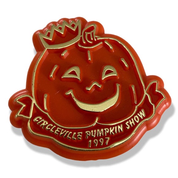 Vintage Jewelry Vintage Halloween Pin Circleville Pumpkin Show 997